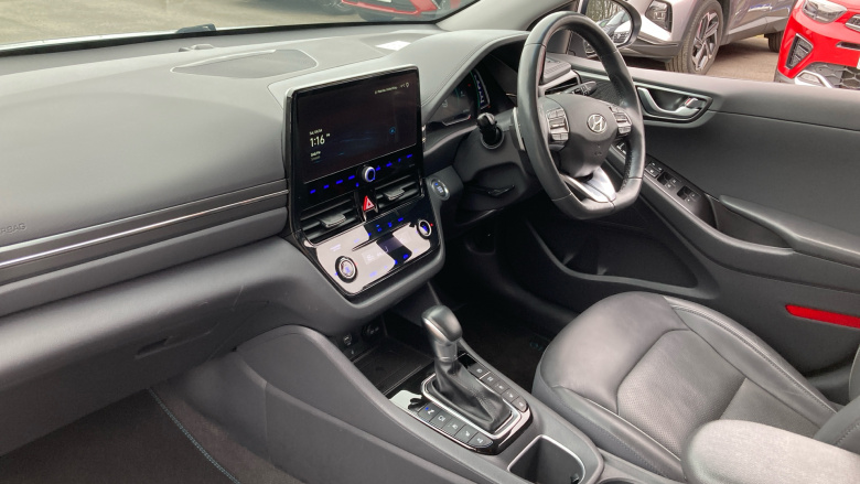 Hyundai IONIQ 1.6 GDi Plug-in Hybrid Premium SE 5dr DCT Hatchback